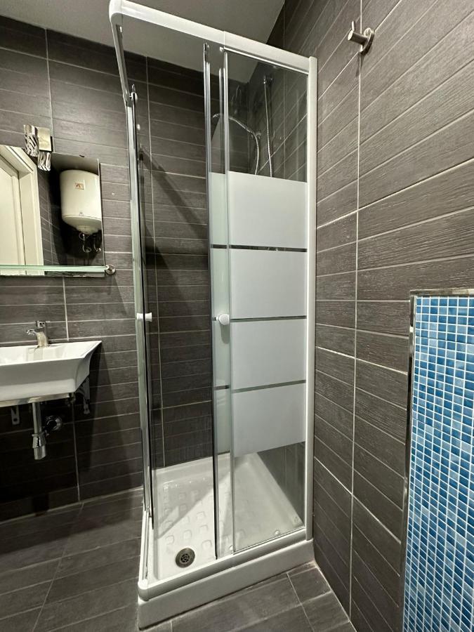 Etna Rooms CTA Exteriör bild