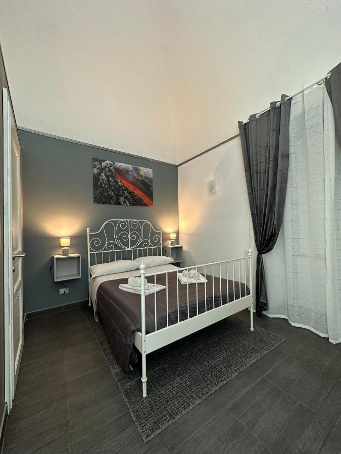 Etna Rooms CTA Exteriör bild