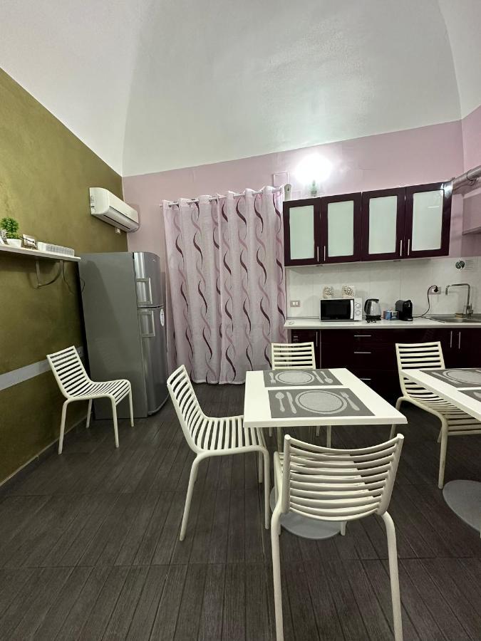 Etna Rooms CTA Exteriör bild