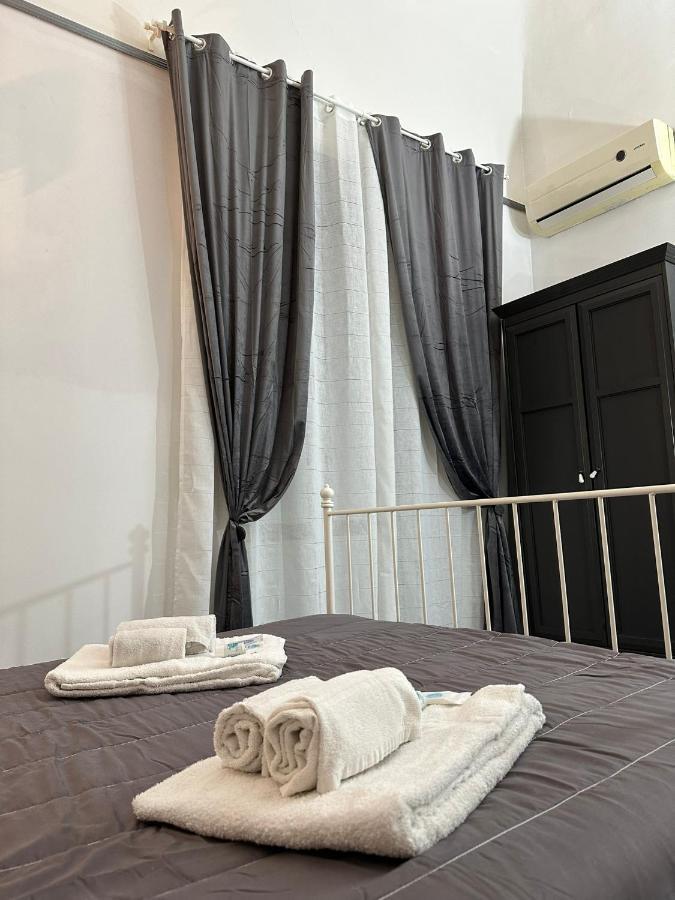 Etna Rooms CTA Exteriör bild