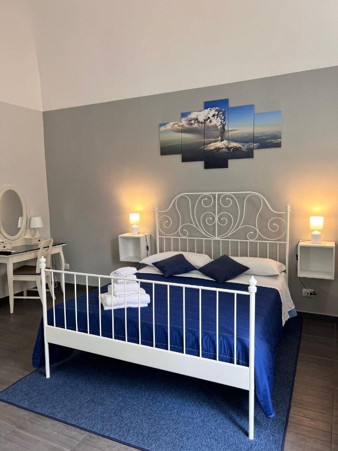 Etna Rooms CTA Exteriör bild